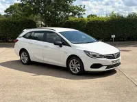 Used Vauxhall Astra 2021 White Estate