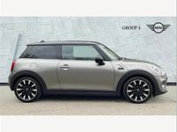 Used Mini Cooper Hatch 134 HP (98 kW) 2018 Silver Hatchback
