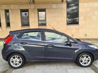 Used Ford Fiesta Zetec 75 HP (55 kW) 2015 Metallic grey Hatchback