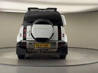 Used Land Rover Defender SE Dynamic 249 HP (183 kW) 2025 Estate