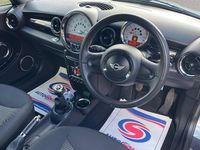 Used Mini ONE 98 HP (72 kW) 2015 Hatchback