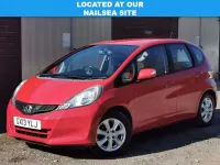 Begagnad Honda Jazz ES 99 HK (72 kW) 2013 Röd Halvkombi