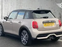 Gebraucht Mini Cooper S Exclusive 176 PS (129 kW) 2023 Grau Kleinwagen