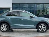Usado VW T-Roc R-line 150 HP (110 kW) 2024 Azul SUV