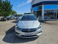 Used Vauxhall Astra SRi 200 HP (147 kW) 2018 Silver Hatchback