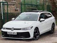 Begagnad VW Passat Elegance 2025 Vit Kombi