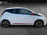 Used Toyota Aygo Trend 72 HP (52 kW) 2021 White Hatchback