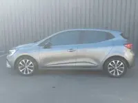 Używany Renault Clio V Evolution 145 KM (106 kW) 2023 Szary Hatchback