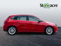 Used Mercedes B200 Executive 150 HP (110 kW) 2021 Red Hatchback