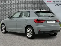 Usado Audi A1 Sport 113 HP (83 kW) 2024 Cinzento SUV