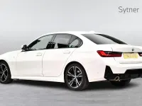Begagnad BMW 320 M Sport 181 HK (133 kW) 2023 Vit