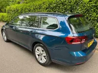 Usado VW Passat SE 150 HP (110 kW) 2020 Azul Carrinha