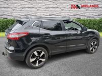Used Nissan Qashqai N-Connecta 110 HP (80 kW) 2016 Black SUV