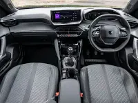 Uusi Peugeot 2008 Allure 101 HP (74 kW) 2026 Musta Katumaasturi