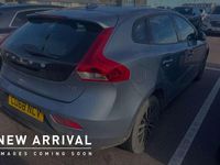 Used Volvo V40 Momentum 120 HP (88 kW) 2018 Blue Hatchback