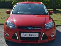 Używany Ford Focus Zetec 2013 Czerwony Kombi