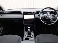 Used Hyundai Tucson SE 150 HP (110 kW) 2021 Red SUV