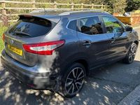 Used Nissan Qashqai Tekna 110 HP (80 kW) 2016 Grey SUV
