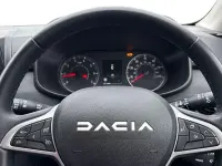 Used Dacia Jogger Extreme 110 HP (80 kW) 2024 Green MPV