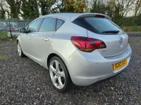Second-hand Vauxhall Astra SRi 2010 Argintiu Hatchback