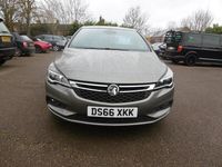 Used Vauxhall Astra SRi 105 HP (77 kW) 2016 Sable grey mett Hatchback