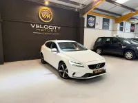 Used Volvo V40 R-Design 2017 White Hatchback