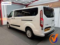 Begagnad Ford Transit Custom Trend 130 HK (95 kW) 2023 Vit Kombi