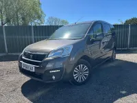 Used Peugeot Partner 98 HP (72 kW) 2018 Grey MPV