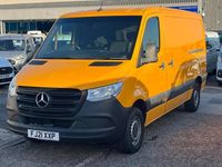 Begagnad Mercedes Sprinter Progressive 2021 Gul Van