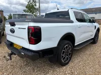 Usado Ford Ranger Wildtrack 205 CV (150 kW) 2023 Blanco Pickup/Camioneta