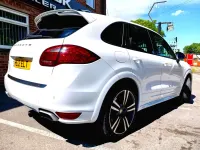 Used Porsche Cayenne 245 HP (180 kW) 2012 White SUV