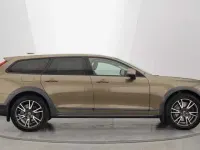 Used Volvo V90 CC 188 HP (138 kW) 2018 Estate