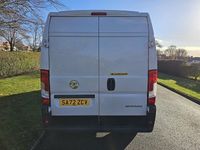 Used Vauxhall Movano 140 HP (102 kW) 2022 White MPV