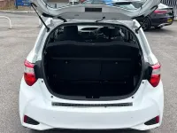 Used Toyota Yaris 111 HP (81 kW) 2019 White Hatchback
