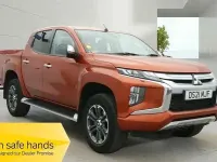 Used Mitsubishi L200 Warrior 150 HP (110 kW) 2021 Orange Pickup