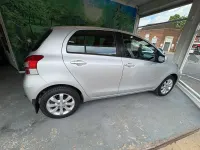 Used Toyota Yaris 69 HP (50 kW) 2011 Silver Hatchback