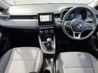 Used Renault Clio Evolution 90 HP (66 kW) 2024 Grey Hatchback