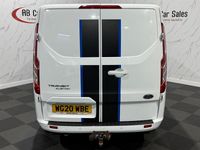 Used Ford Transit Custom Limited 130 HP (95 kW) 2020 White Van
