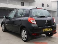 Used Renault Clio IV Dynamique 2012 Black Hatchback