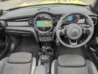 Używany Mini Cooper S Cabriolet 2024 Żółty Kabriolet