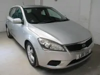Used Kia Ceed 89 HP (65 kW) 2011 Silver Hatchback