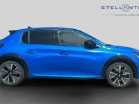 Used Peugeot e-208 Premium 98 kW (134 HP) 2022 Blue Hatchback