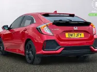 Begagnad Honda Civic SR 129 HK (94 kW) 2017 Röd Halvkombi