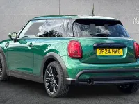 Used Mini Cooper Exclusive 134 HP (98 kW) 2024 Green Hatchback
