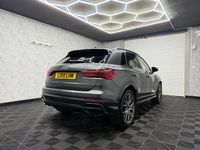 Begagnad Audi Q3 Advanced 2019 Grå SUV