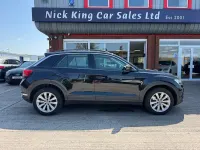 Used VW T-Roc SE 150 HP (110 kW) 2019 Deep black pearl SUV