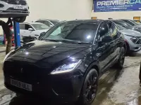 Usado Jaguar E-Pace R-Dynamic 240 CV (176 kW) 2019 Negro SUV