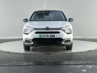 Używany Citroën e-C4 100 kW (136 KM) 2024 Biały Hatchback