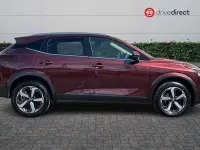 Used Nissan Qashqai N-Connecta 140 HP (102 kW) 2023 Red SUV