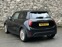 Used Mini Cooper Hatch 154 HP (113 kW) 2024 Black Hatchback